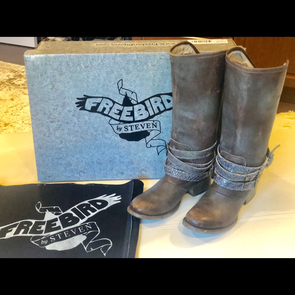 Freebird by Steven Boots